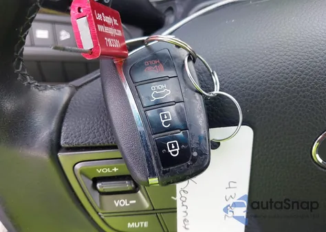 2017 Hyundai Santa Fe Sport 2.4L z USA, uszkodzony, nr VIN 5NMZU3LBXHH002165